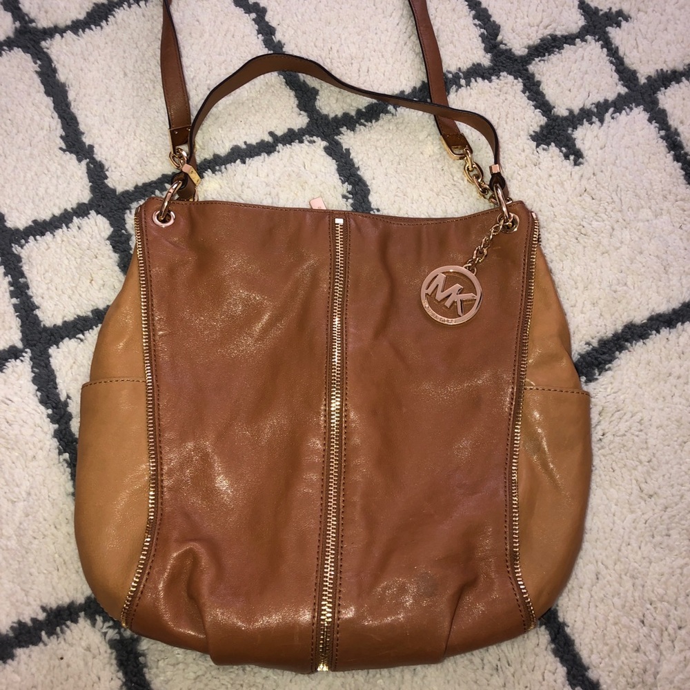 Michael kors purse